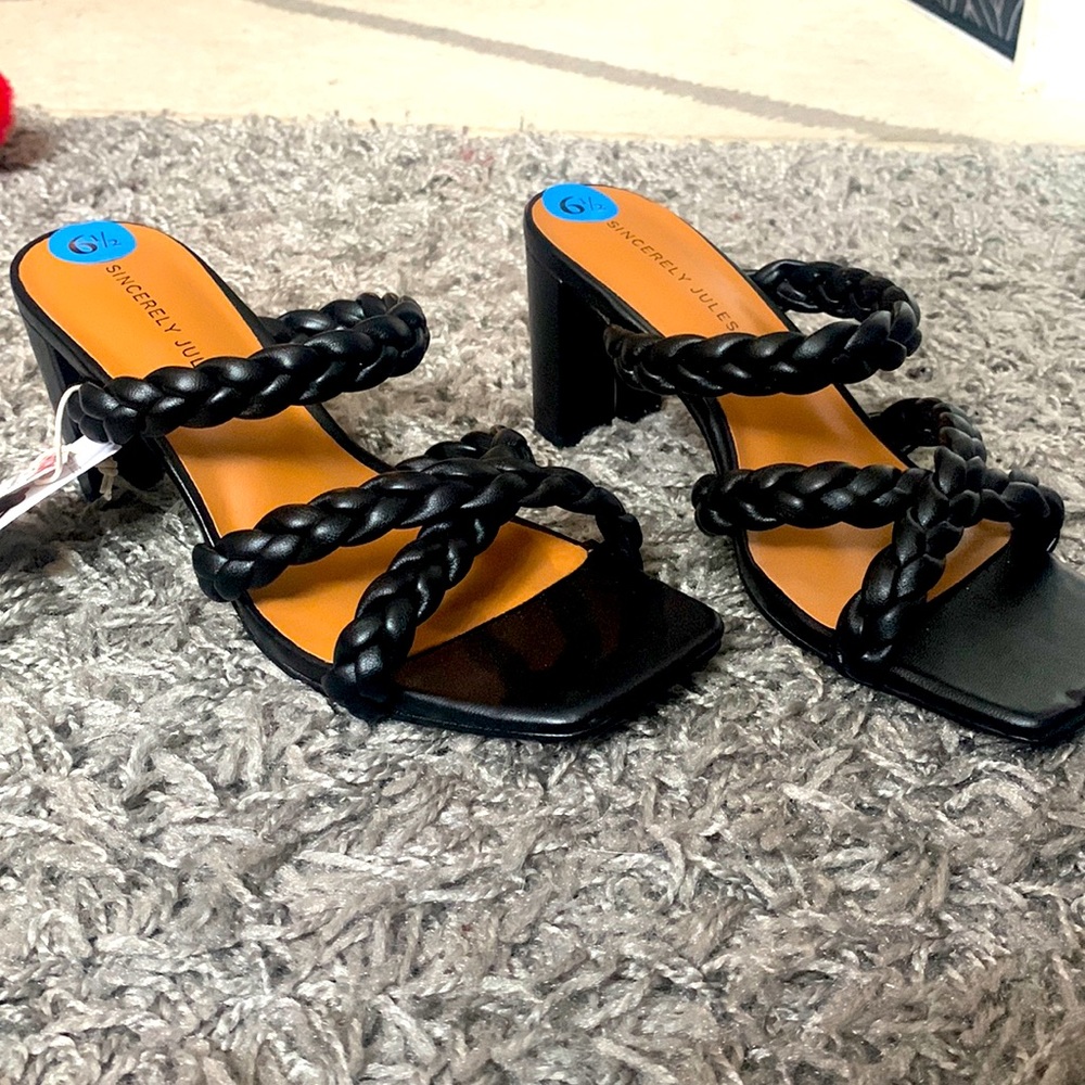 Heels from Tj maxx! Never worn tags still on! Size 6 1/2!